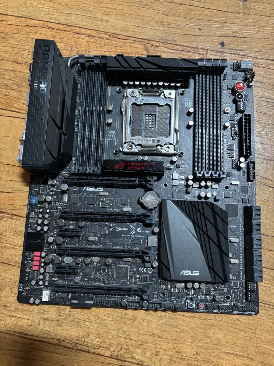 ASUS 오버클럭 메인보드 Rampage 4 Black edition